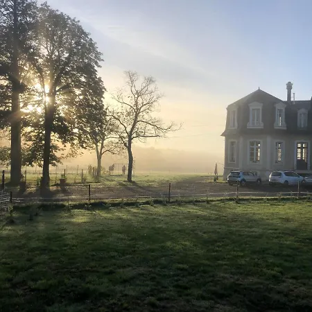 Chambre Romantique - Chateau De La Bouchatte